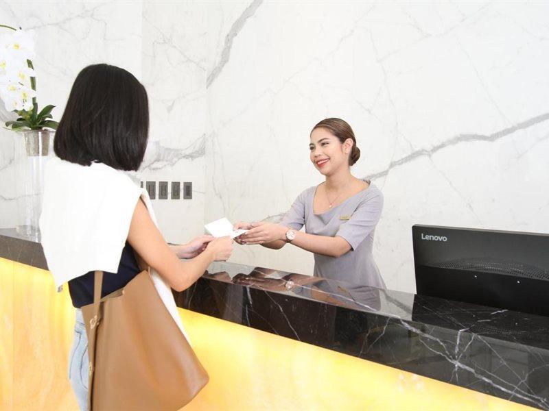 Privato Makati Hotel Makati City Ngoại thất bức ảnh